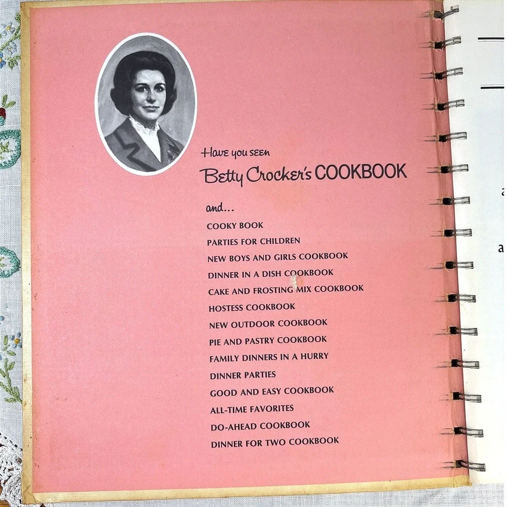 Vintage Betty Crocker Good and Easy Cookbook 1970s Spiral Bound Revised Edition